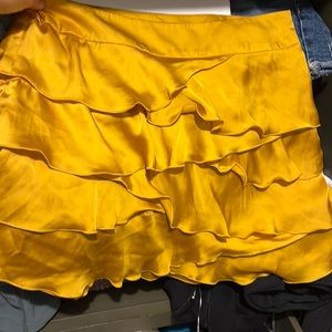 Womens Size Medium Golden Ruffled Skirt by Forever 21